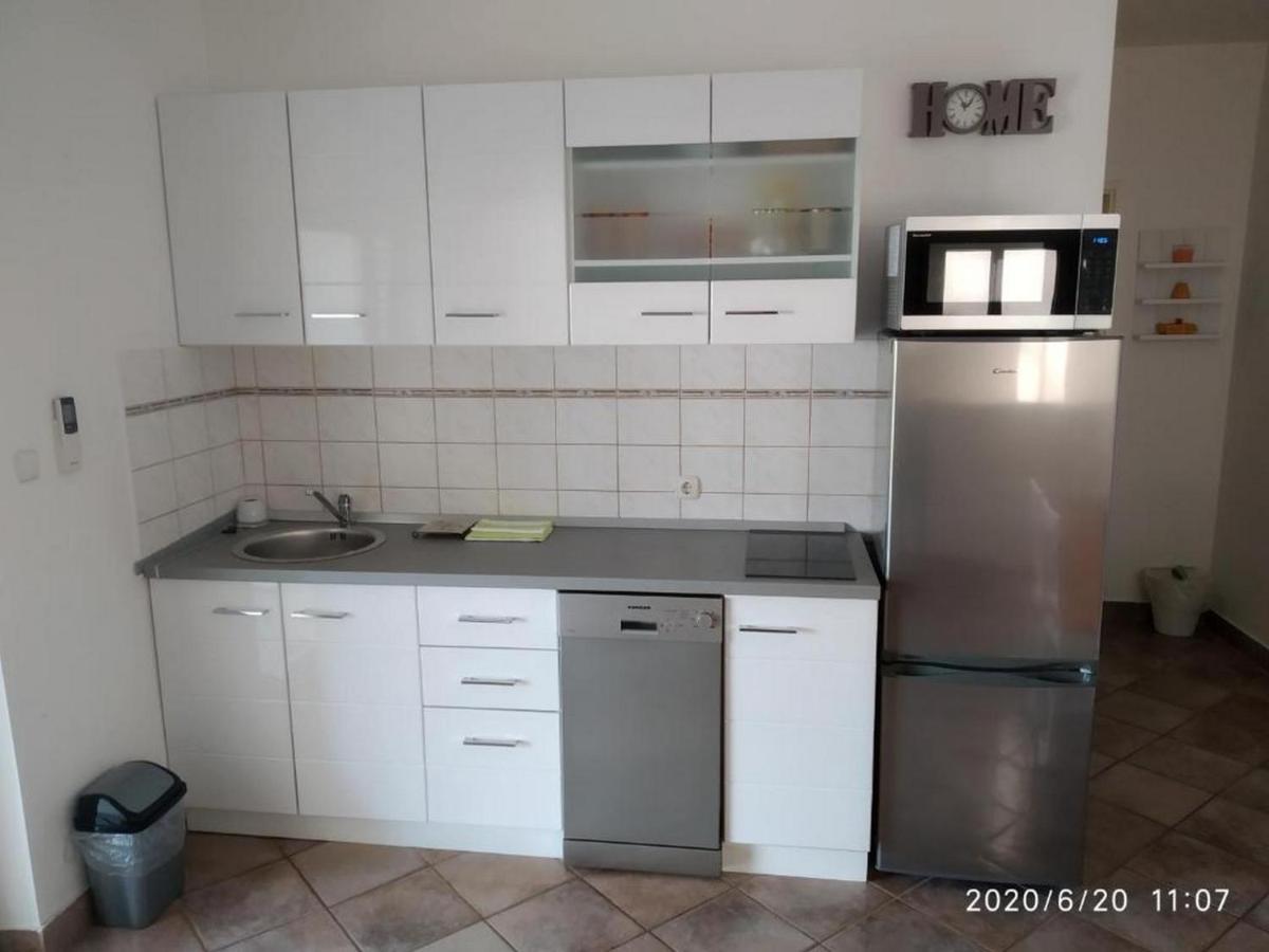 Apartmani Lucia Biograd Biograd na Moru Kültér fotó