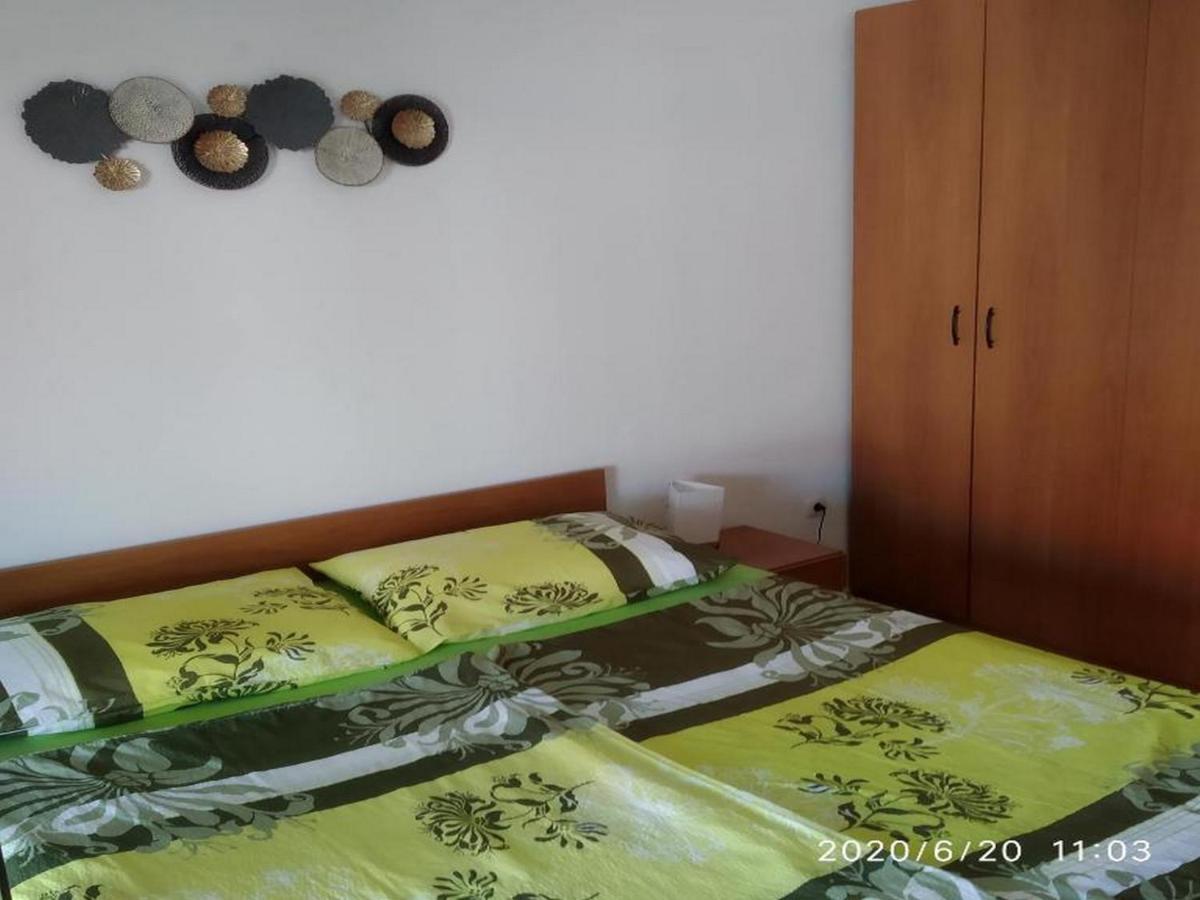 Apartmani Lucia Biograd Biograd na Moru Kültér fotó