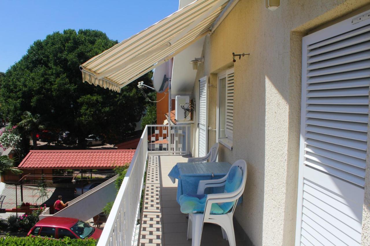Apartmani Lucia Biograd Biograd na Moru Kültér fotó